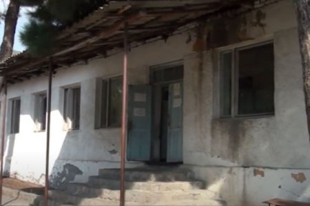 75 il əvvəl tikilən və heç vaxt təmir olunmayan təhsil ocağının acınacaqlı durumu - NAZİRİN NƏZƏRİNƏ...