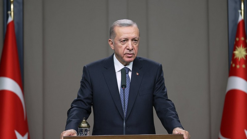 Ərdoğan səfirliyimizə hücumdan yazdı