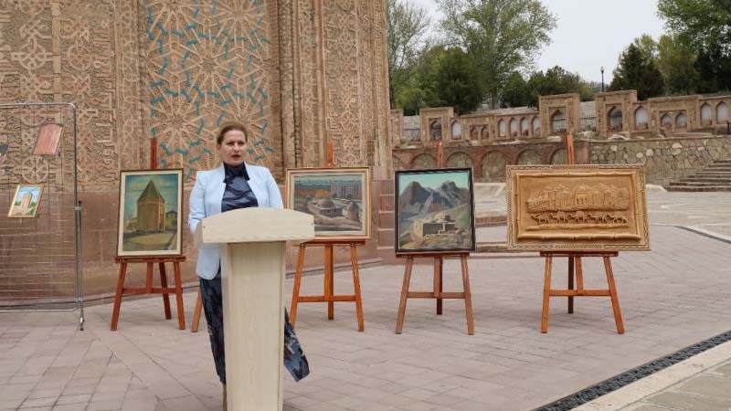 Bu gün işdən çıxarılan nazirlə bağlı ilginc faktlar: Villalar, obyektlər, xadiməyə verilən maaş... (FOTO)