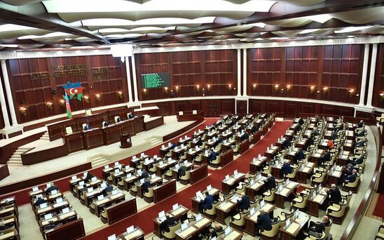 Qanunsuz tikilən obyektlərin kanalizasiya şəbəkəsinə qoşulmasının qadağan olunmasına dair layihə qəbul olunub