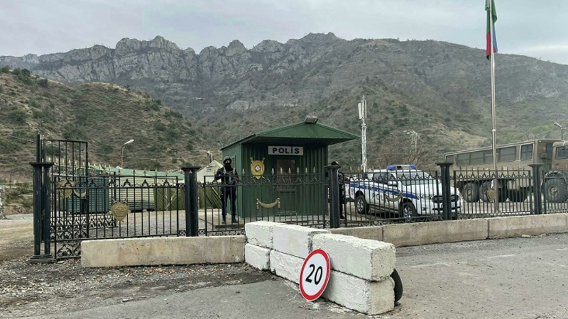 Laçın yolunda nə baş verib: Video niyə indi yayıldı?