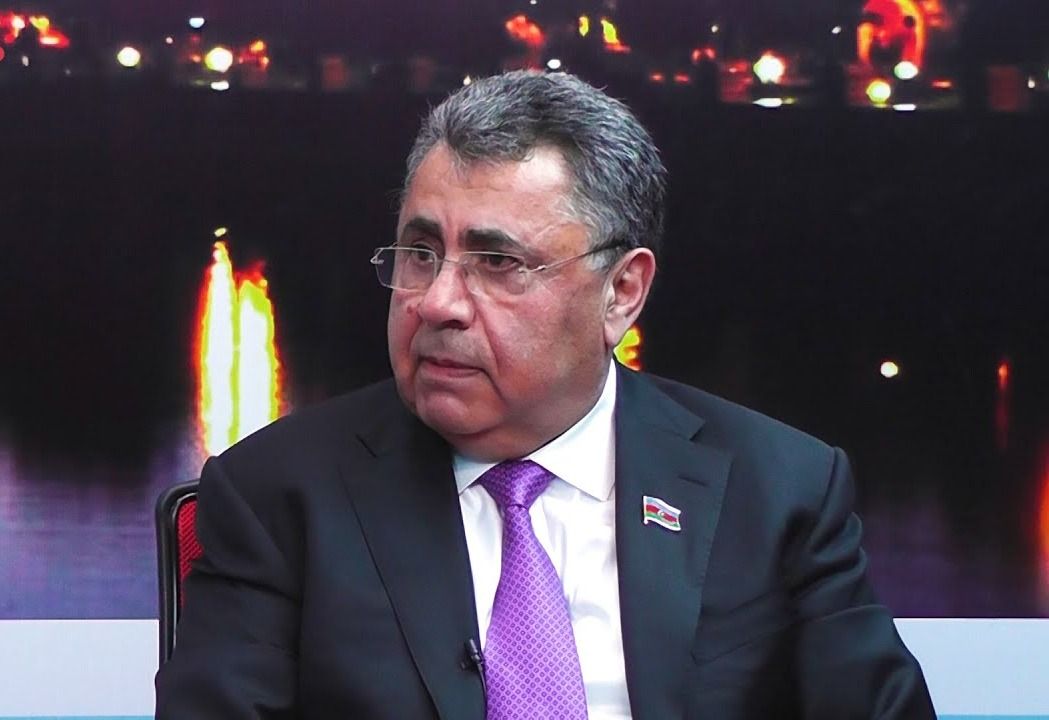 Şeyxin deputat qardaşının nəzir qutuları açıqlaması QALMAQAL YARATDI