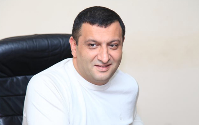 Müşviq Abbasov yalan danışır? - Foto