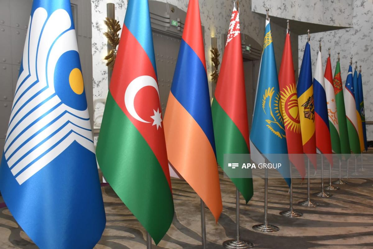 Ermənistan nümayəndələri Bakıda