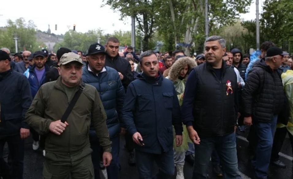 İrəvanda mitinqlərin hədəfi: yeni taktika tətbiq edilir