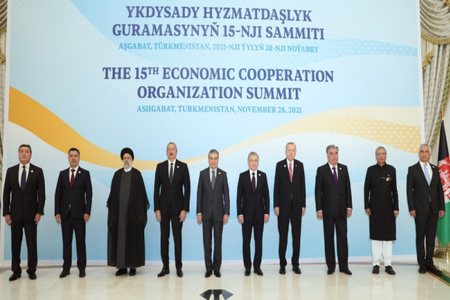 İlham Əliyevin bir sazişlə iki nəticəsi: Aşqabad zirvəsi Azərbaycana nələr qazandırdı...