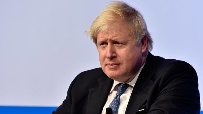 İstefaya məcbur edilən türk kökənli Boris Conson kimdir?