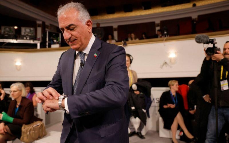 Pəhləvilər siyasətə qayıdarsa... - şah oğlu öz saatını gözləyir