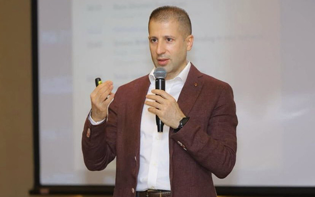 “Mən bu müddətdə bütün saçlarımı itirdim”