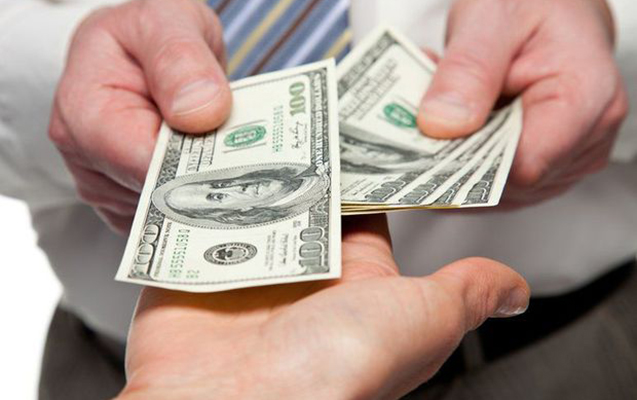Dollar alışında LİMİT: Banklar nə etməyə çalışır?