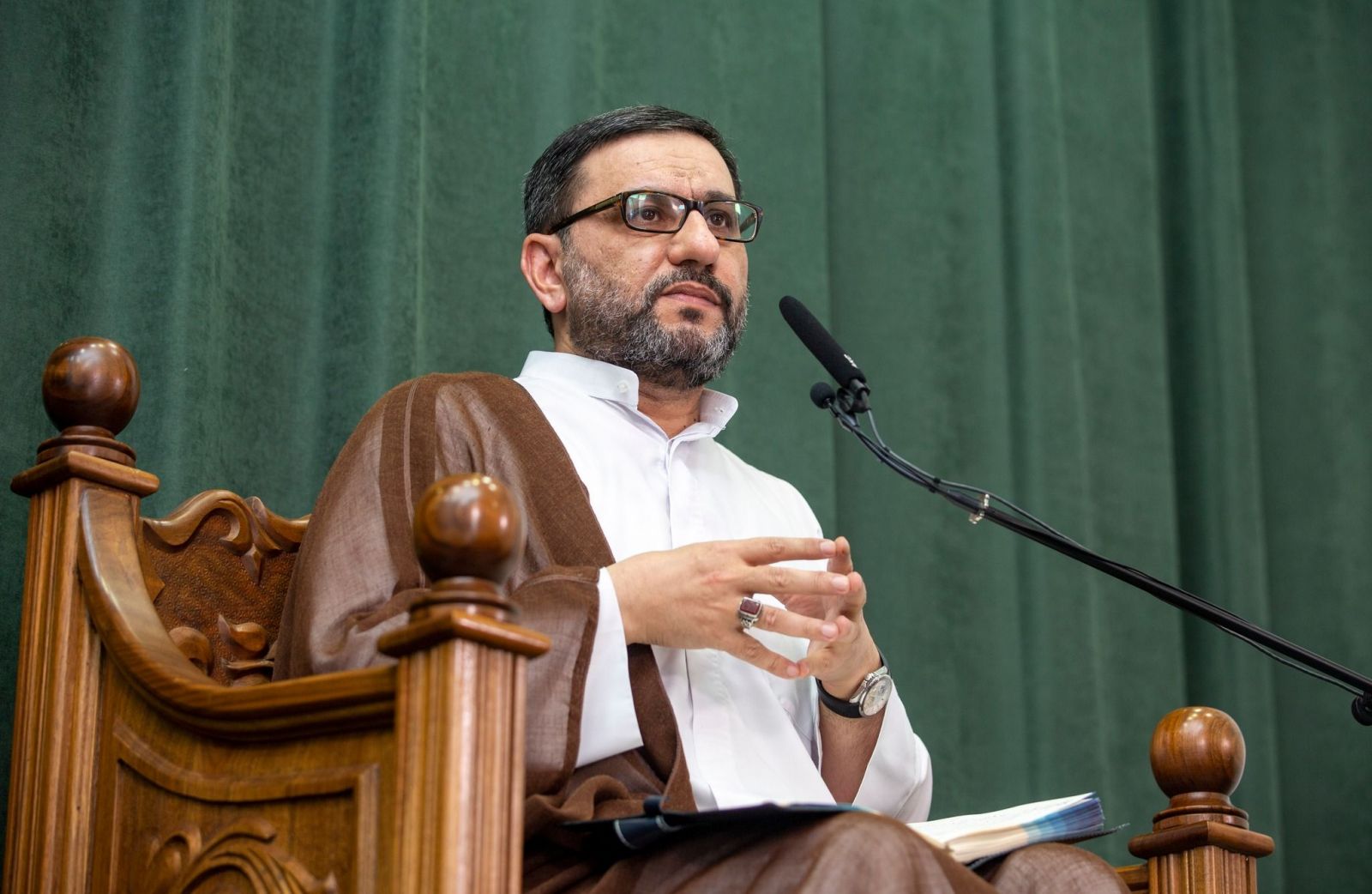 “Mir Şahin “Bütün Qafqazın şeyxi” adını ortaya atıb hamıya əzbərlətdi” - Rafiq Əliyev