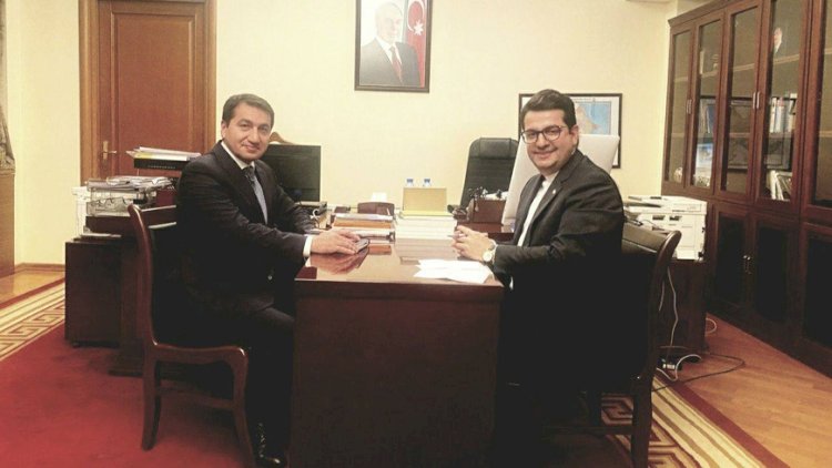 Hikmət Hacıyev İranın Azərbaycandakı səfiri ilə görüşdü