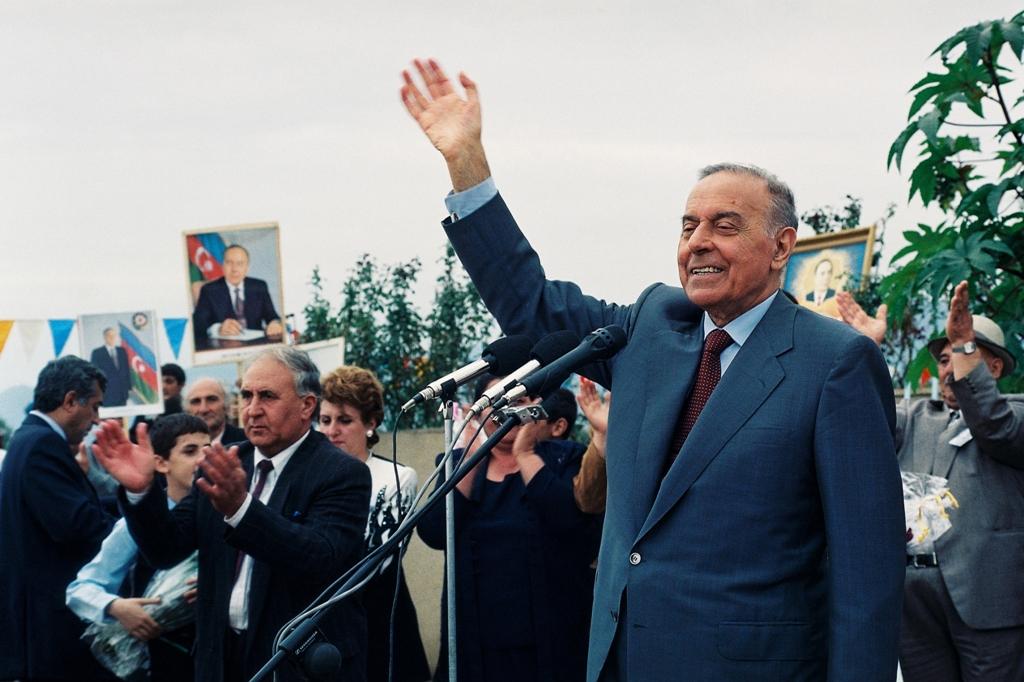 Heydər Əliyev 44 il öncə bu tarixi yazdı
