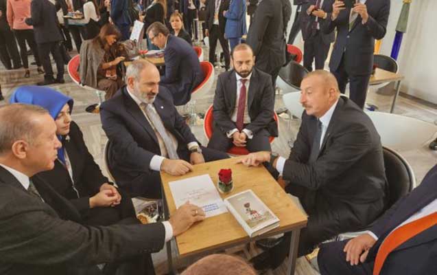 Əliyevin Ərdoğan və Paşinyanla tarixi görüşündən - Fotolar + Video