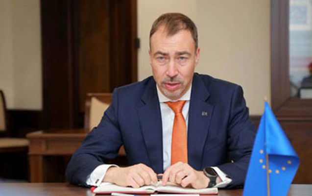 Toivo Klaar İrəvanda səfərdədir