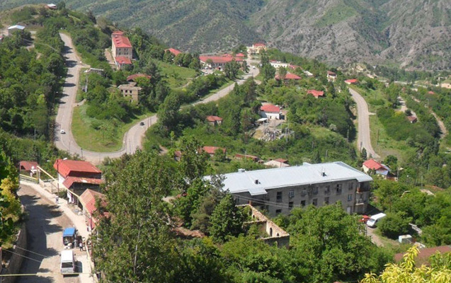 Laçın-Zabux yolunda ağır qəza - Ölən var