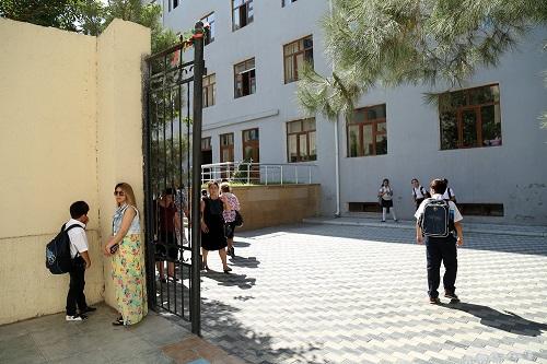 Lənkəranda direktor şagirdi döyüb? - Açıqlama