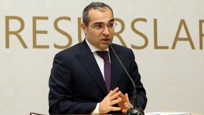Nazir açıqladı: Ona 615 min manat kredit verilib