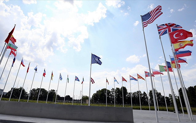 NATO liderlərinin zirvə toplantısı başladı