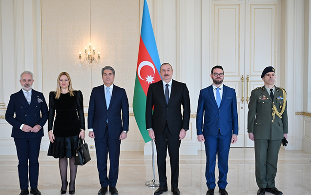 Prezident daha 2 səfirin etimadnaməsini qəbul etdi - Foto