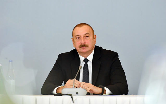 İlham Əliyev Pezeşkiana məktub göndərdi