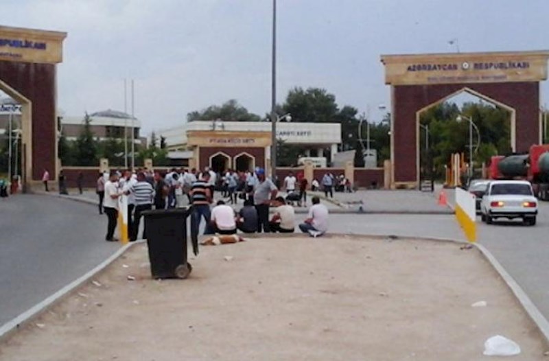 Ötən il ölkədən quru yolla çıxan 615 min azərbaycanlı kimlərdir? – Rəsmi açıqlama