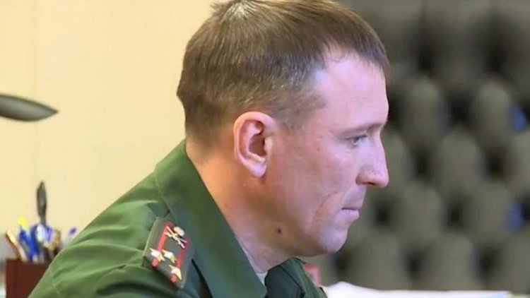 Rəhbərliyi tənqid edən rus general istefaya göndərildi