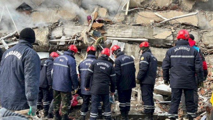 Xilasedicilərimiz 105 saat sonra məktəbli qızı sağ çıxardı