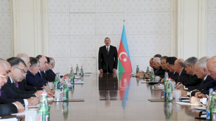 Etimadı doğrultmayan daha bir nazir yola salınır