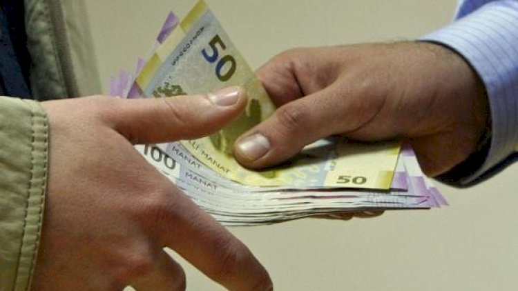 “Direktor kişidir, amma ona da 8 Mart üçün pul yığırlar” - Şok açıqlama