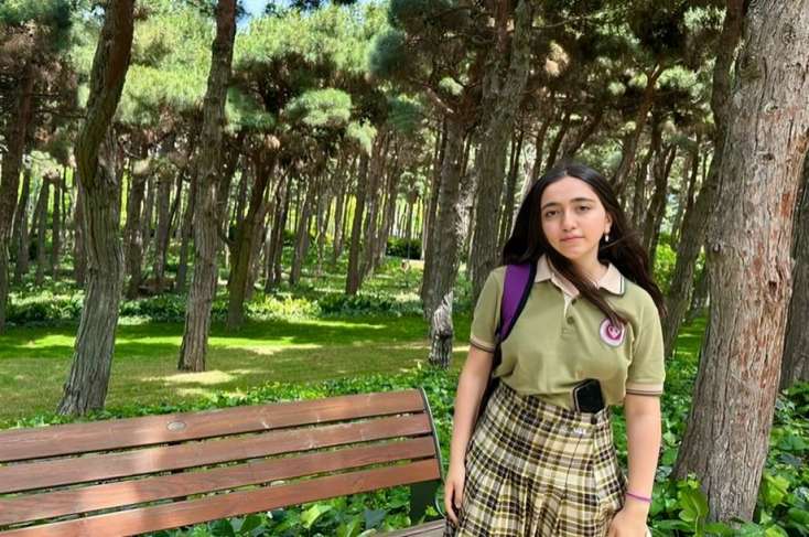 İmtahanda yüksək bal toplayan Mələkxanım bu tanınmış şəxsin qızı imiş - FOTO