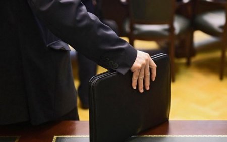İcra başçısının keçmiş müavininin bağ evində cinayət: Sabiq köməkçi bıçaqlandı - TƏFƏRRÜAT
