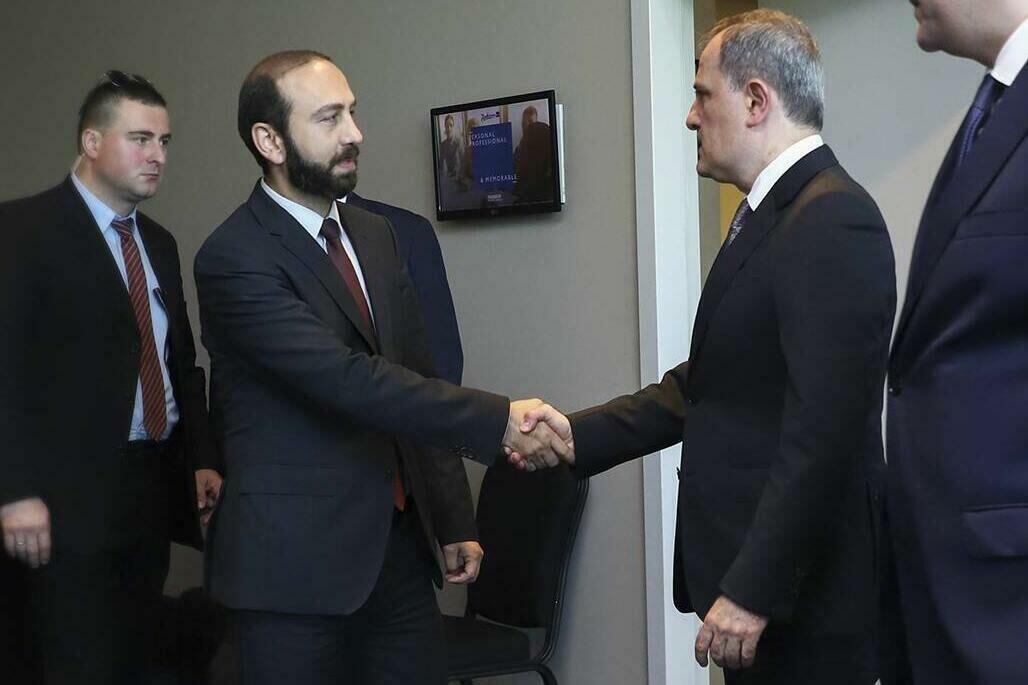 BERLİNDƏ AZƏRBAYCAN – ERMƏNİSTAN DANIŞIQLARI BAŞLAYIB – FOTO (Yeniləndi)