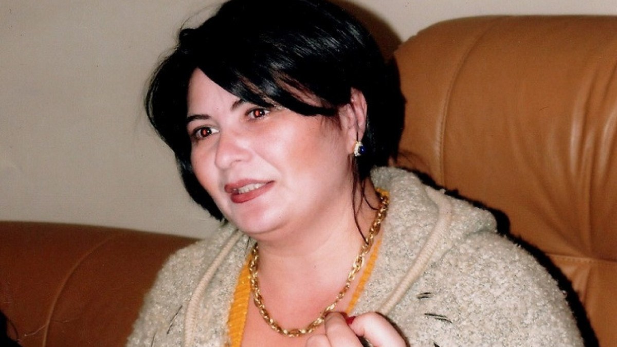 Açıq-saçıq fotoları yayıldı, boşandı... - "Bəxtsiz gəlinin" bəxtsiz aktrisası görün indi hardadır? / VİDEO