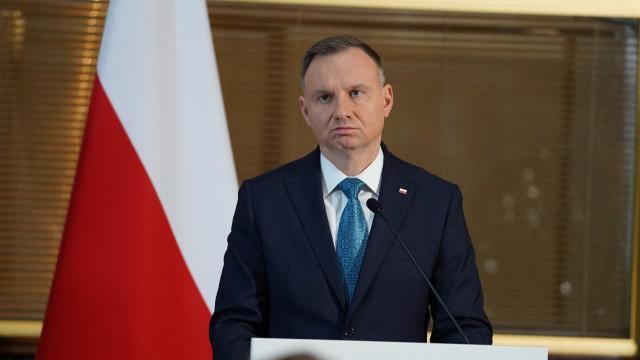“Rusiya Ukraynada qalib gəlsə, Putin başqa ölkələrə hücum edəcək” - Duda