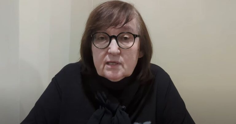 Lyudmila Navalnaya oğlunun cəsədi göstərildi - VİDEO