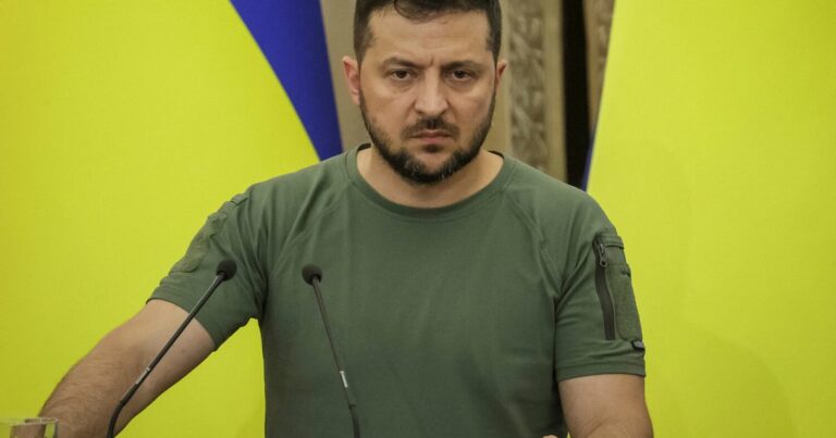 "Ukrayna yeni briqadalar formalaşdırır" - Zelenski