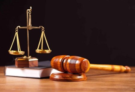İki dövlət qurumunu aldadıb 9 milyon manatı mənimsəməkdə təqsirləndirilən şəxsə prokuror cəza istədi