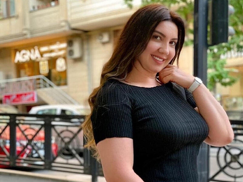 Nazilə: “Qaloş geyinməyim reytinq olur, Fatimə ilə gündəmə gəlmək nəyimə gərəkdir?” – VİDEO