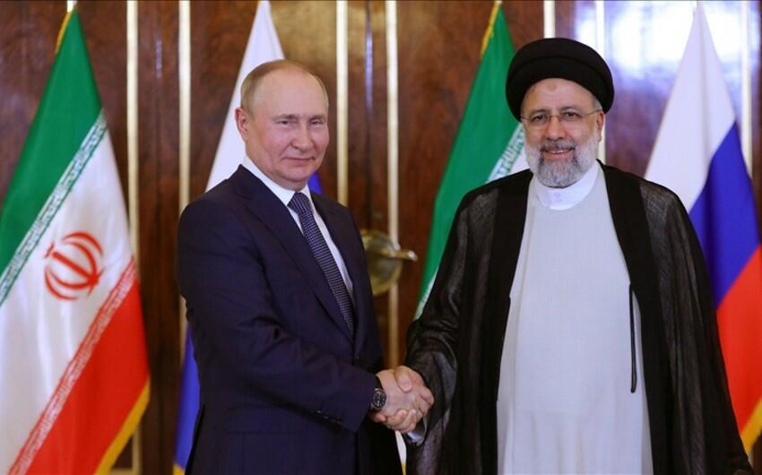 Rəisi Putinə zəng etdi