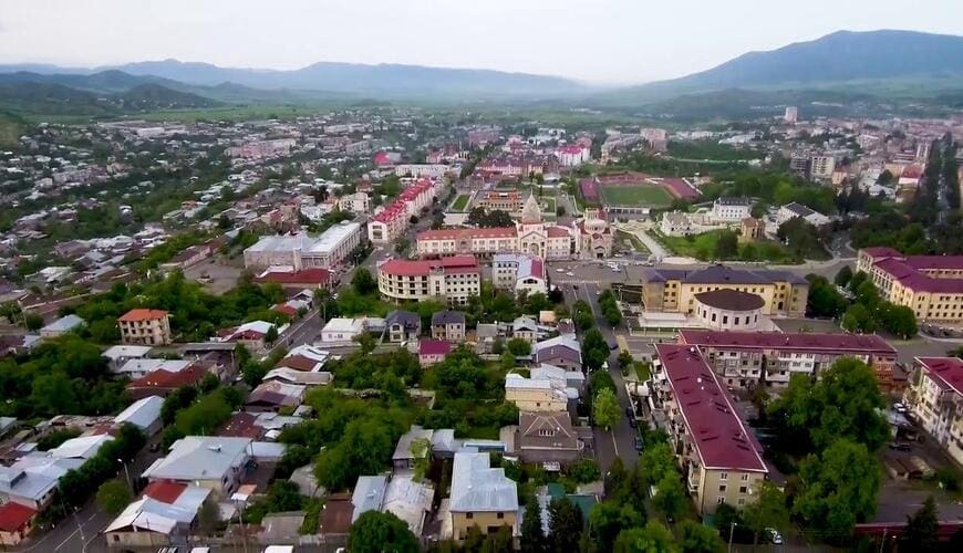 Xankəndi məktəbində türklərə qarşı nifrət yazıları – FOTO